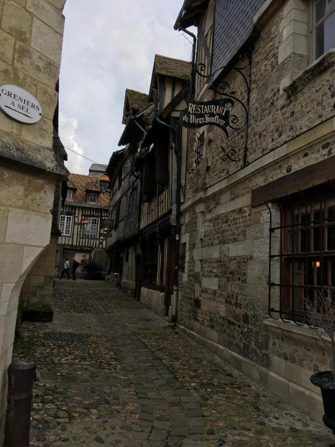 Maison Charmante Pres De Sainte Catherine Villa Honfleur Exterior foto